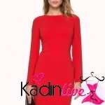 PEKYOL Kırmızı Arkası Zincirli V Dekolteli Elbise Modeli